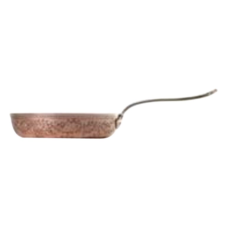 Amoretti Brothers Hand-Engraved Leaves Copper Frying Pan For Sale