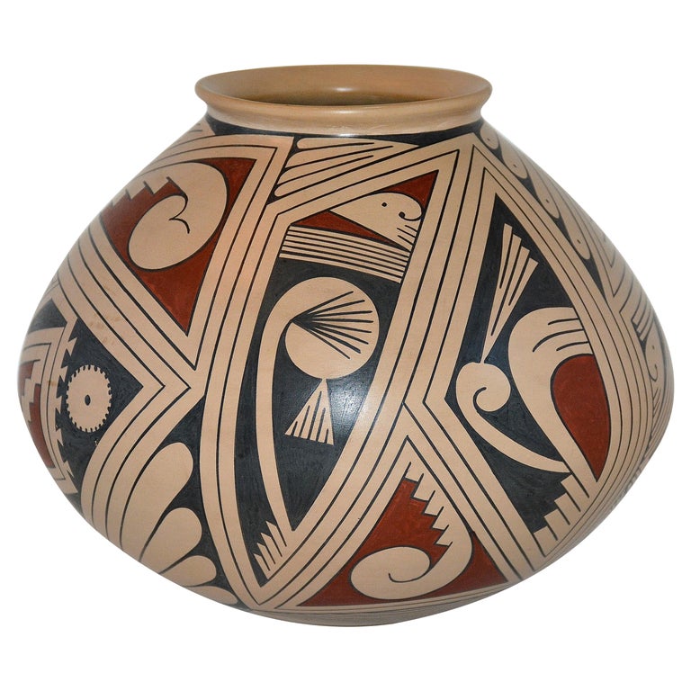 Mata Ortiz Polychrome Pottery Vessel by Pilo Mora, 1990 For Sale at 1stDibs  | mata ortiz pottery for sale, mata ortiz pottery value, cheyenne tribe  pottery