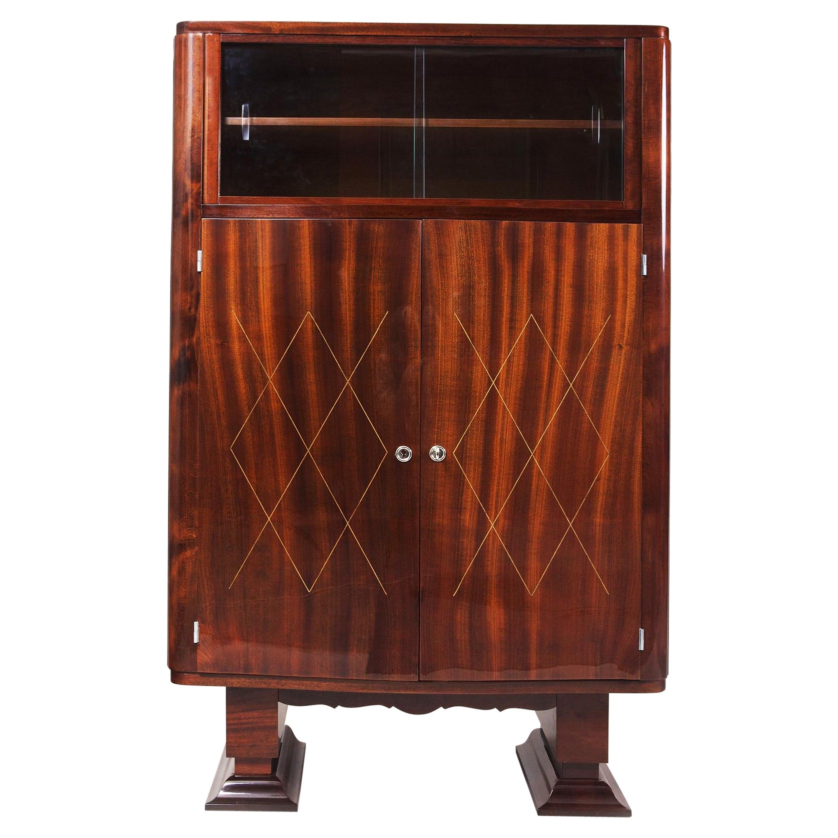French Art Deco Display Cabinet, Made in the 1920s, Restored to High Gloss For Sale