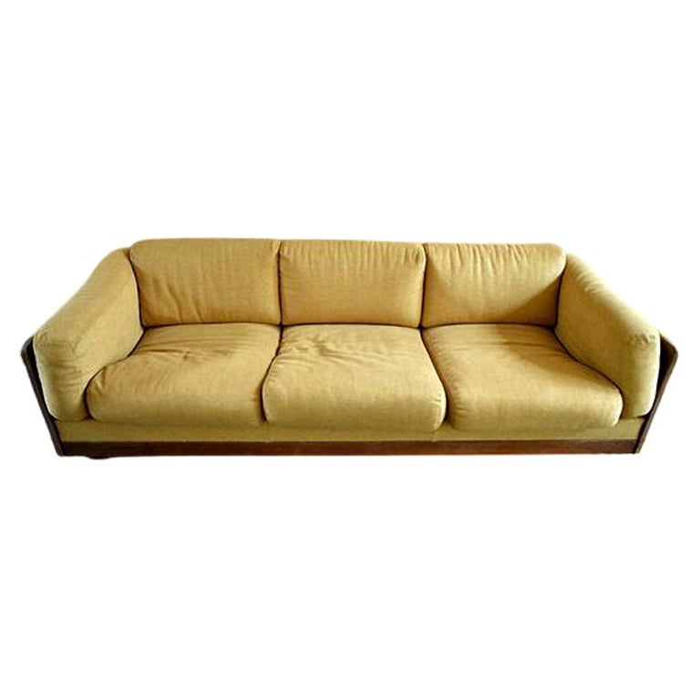 Vintage Sofa Model 920 from the 1960s, Design by Afra &Tobia Scarpa In Good Condition In Milan, IT