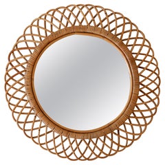 Specchio da parete circolare in rattan e bambù della modernità di metà secolo, Italia 1960
