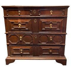 Cassettiera a quattro cassetti in Oak William & Mary dell'inizio del XVIII secolo