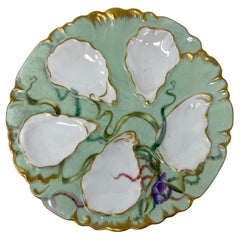 Ancienne assiette à huîtres "C.F.H:: Limoges" en porcelaine peinte de la vie marine:: ca 1880