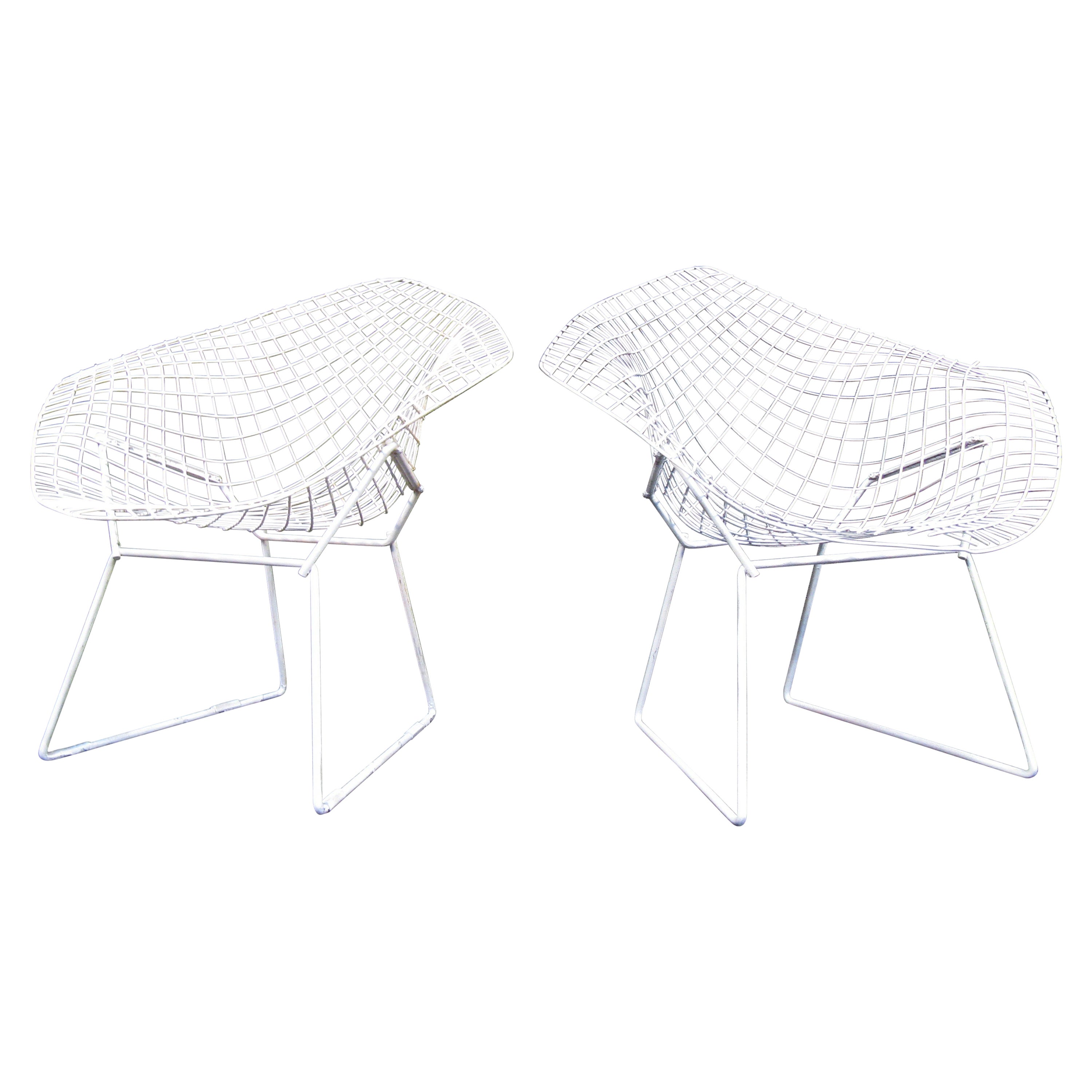 Paire de chaises de patio en métal dans le style de Bertoia en vente