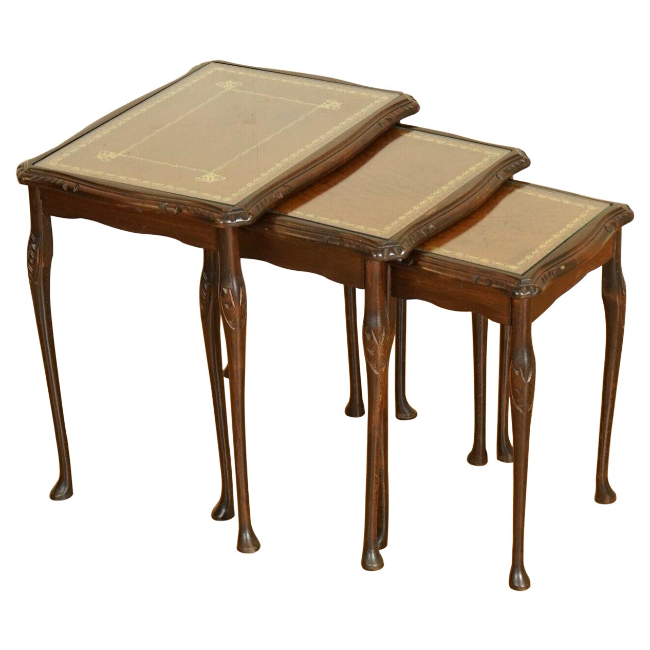 Hartholz-Tischgruppe mit Beinen im Queen-Anne-Stil und brauner geprägter Lederplatte