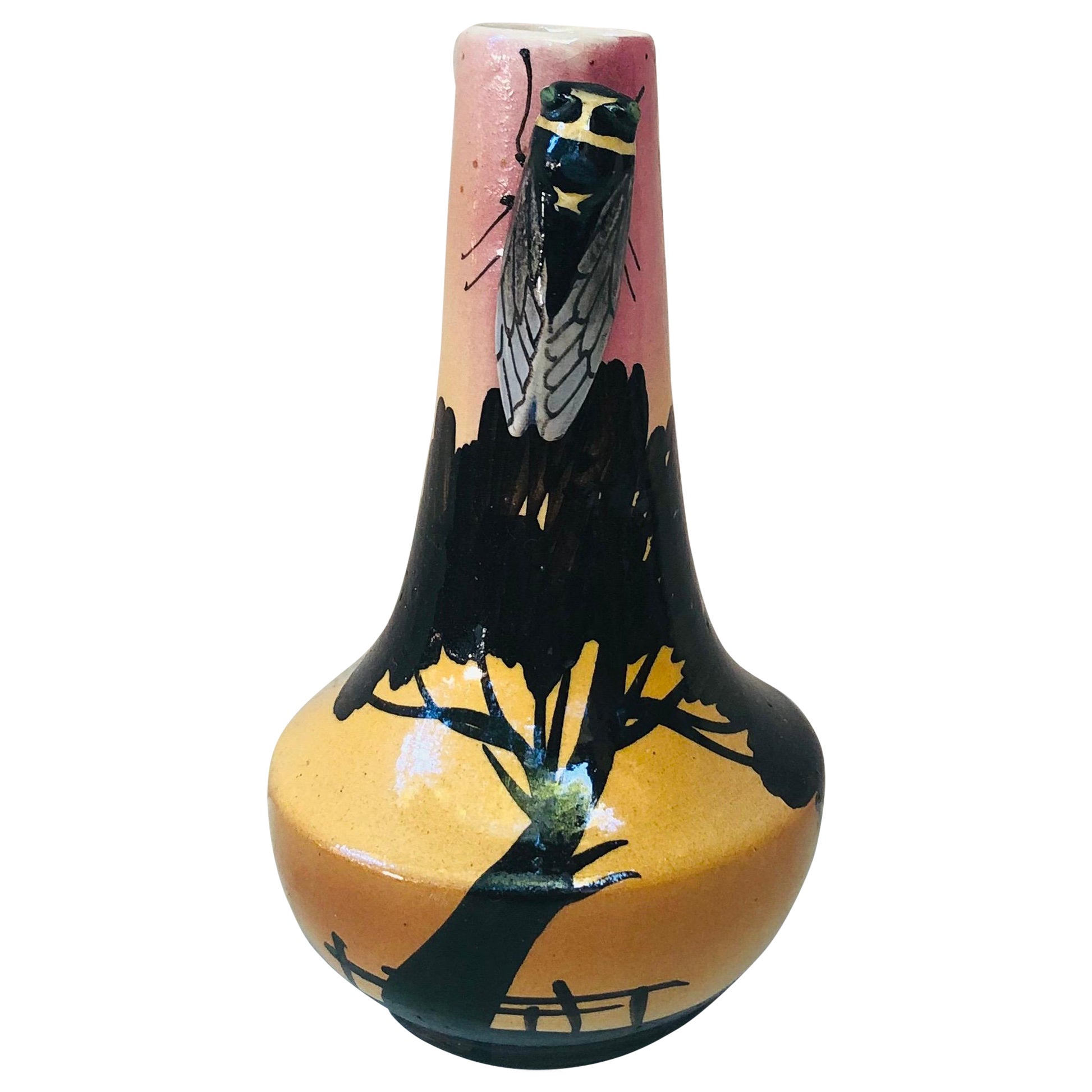 Majolika-Vase mit Cicada Sicard, um 1950 im Angebot