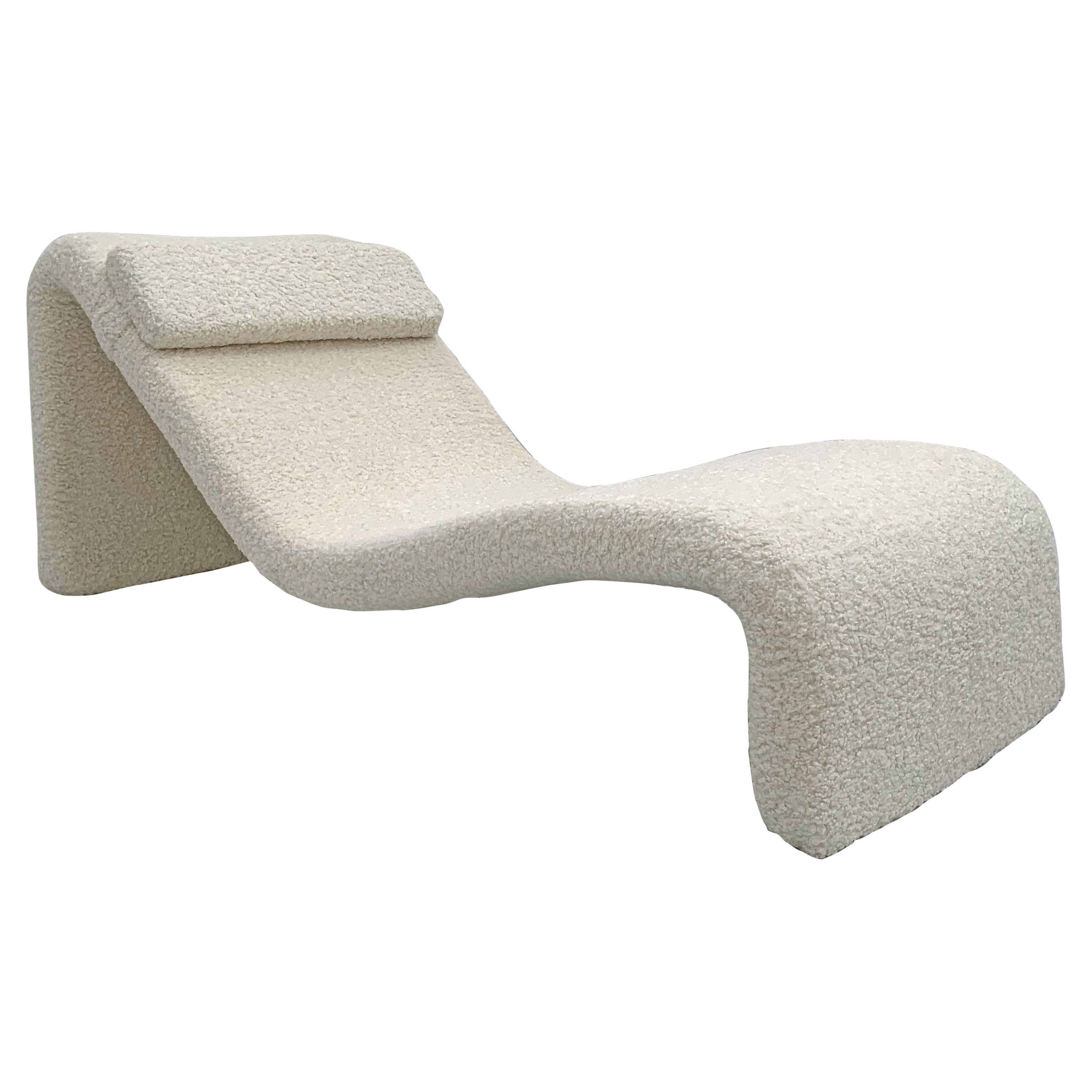 Djinn Chaise Lounge in Ivory Boucle by Olivier Mourgue, Airborne, France 1960’s