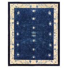Antiker blauer chinesischer Teppich. 8 ft 2 in x 9 ft 8 in