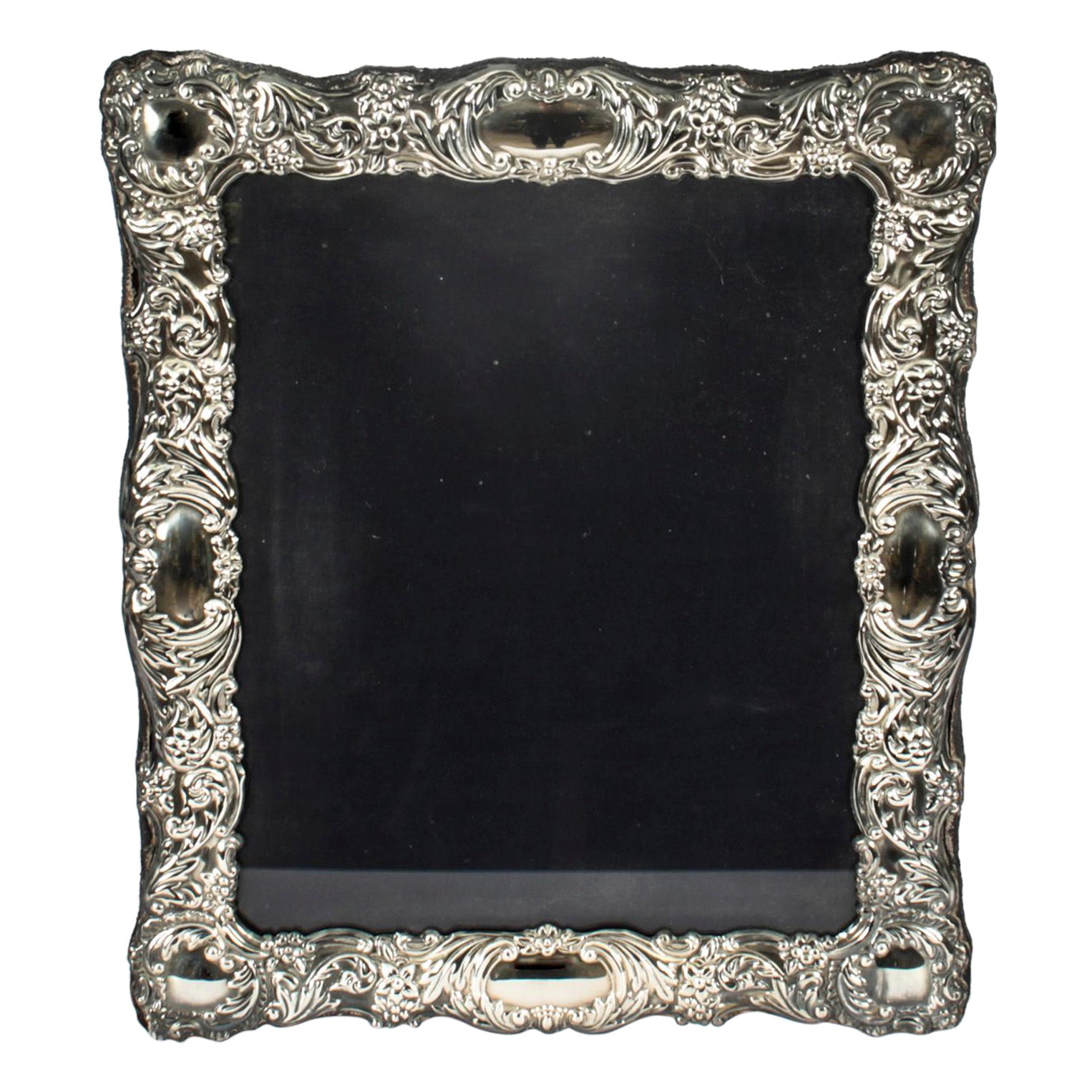 Vintage Sterling Silver Photo Frame by Carrs of Sheffield 20thC