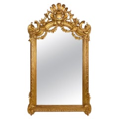 19th Century French Louis XV Carved and Giltwood Mirror