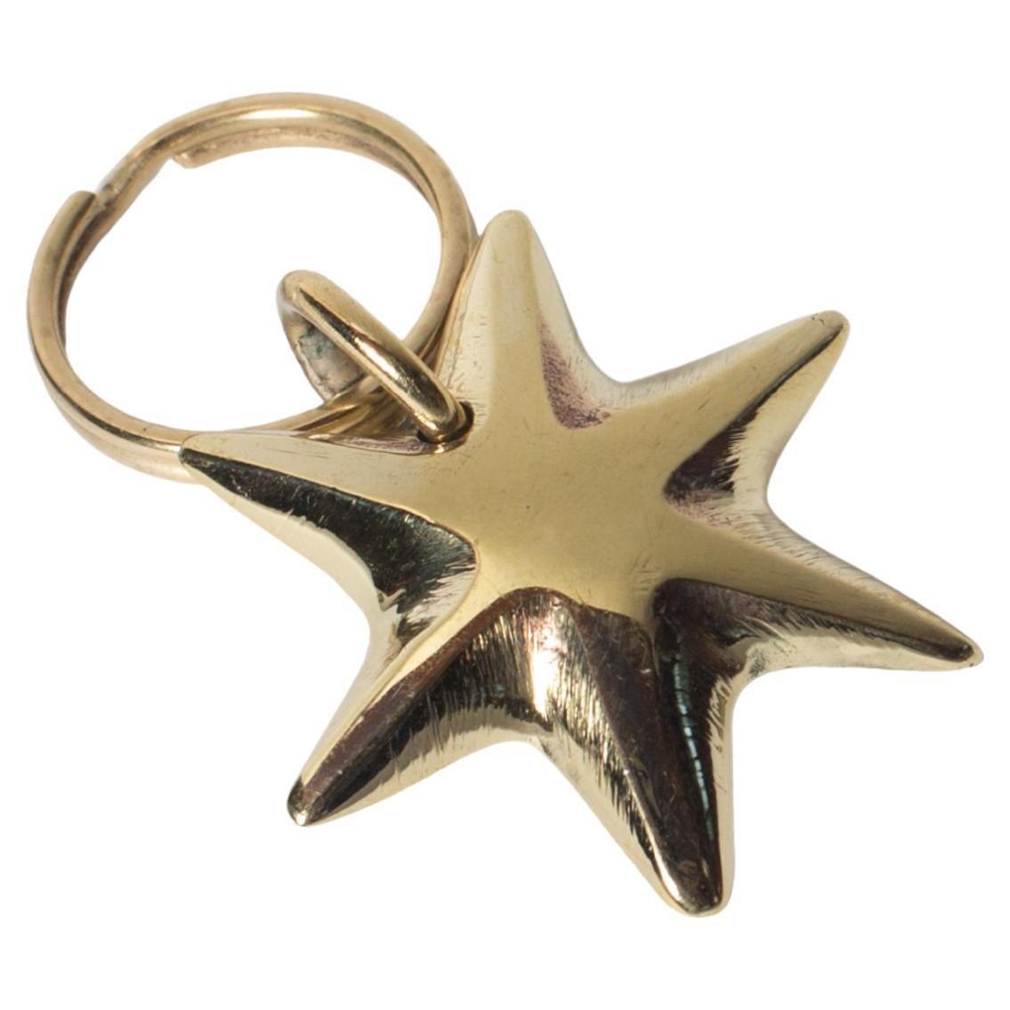 Carl Auböck Model #5615 'Star' Solid Brass Keyring with Signature For Sale