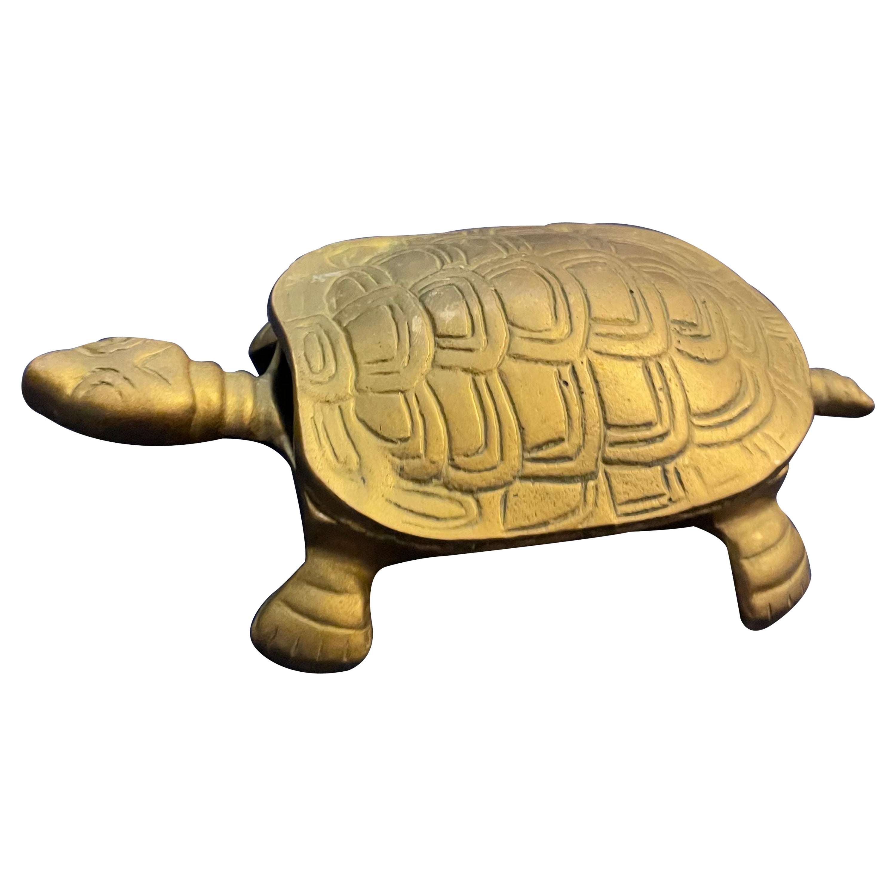 VINTAGE BRASS MATCH BOX HOLDER WITH TURTLE NICE PATINA EXCELLENT SOLID CONDITION 