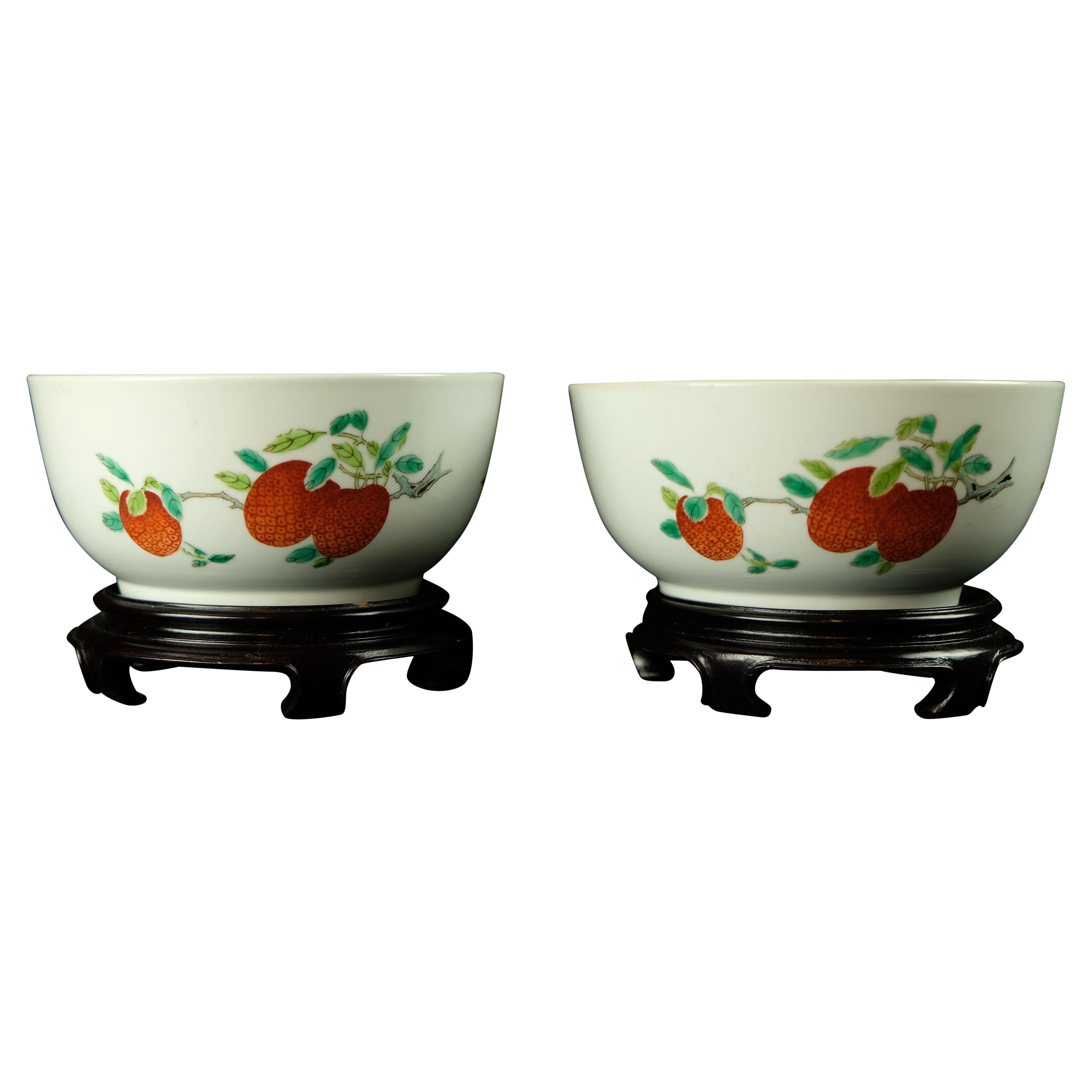 Antique Pair of Famille Rose Sanduo Bowls, 19th Century For Sale