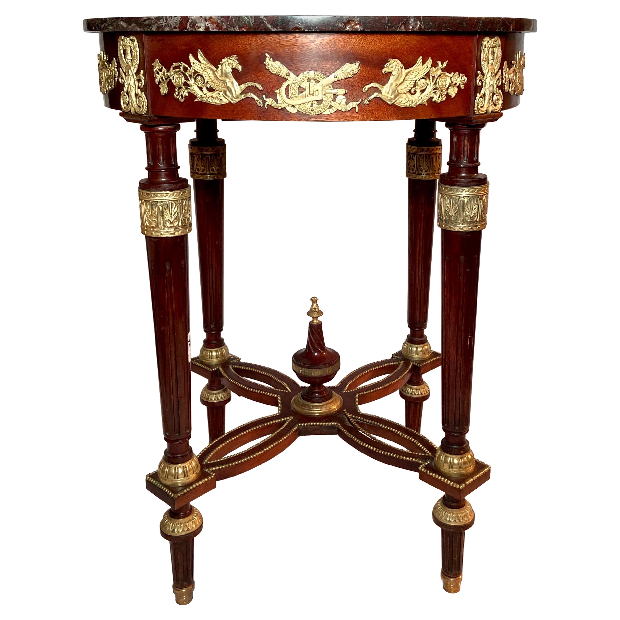 Antique French Louis XVI Mesa Redonda de Caoba con Tapa de Mármol y Montaje de Ormolu Ca. 1880
