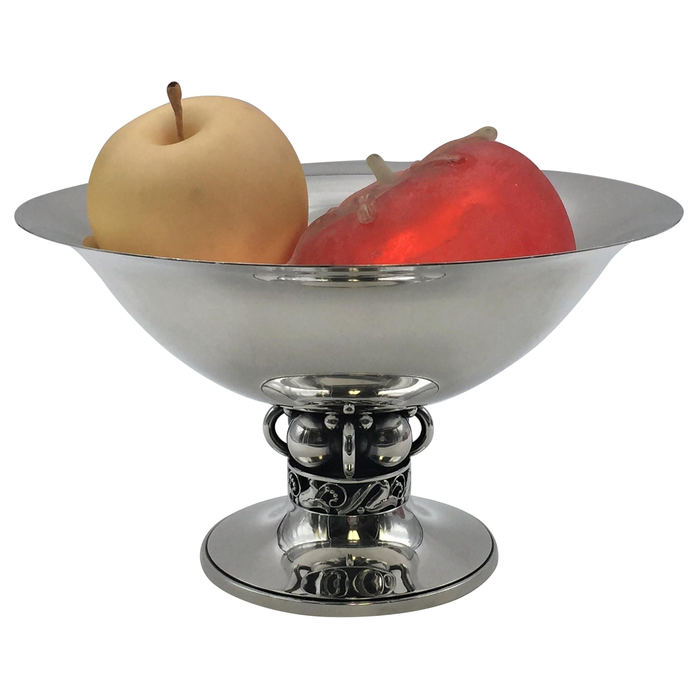 La Paglia International Sterling Silver Centerpiece Bowl in Modern Jensen Style For Sale