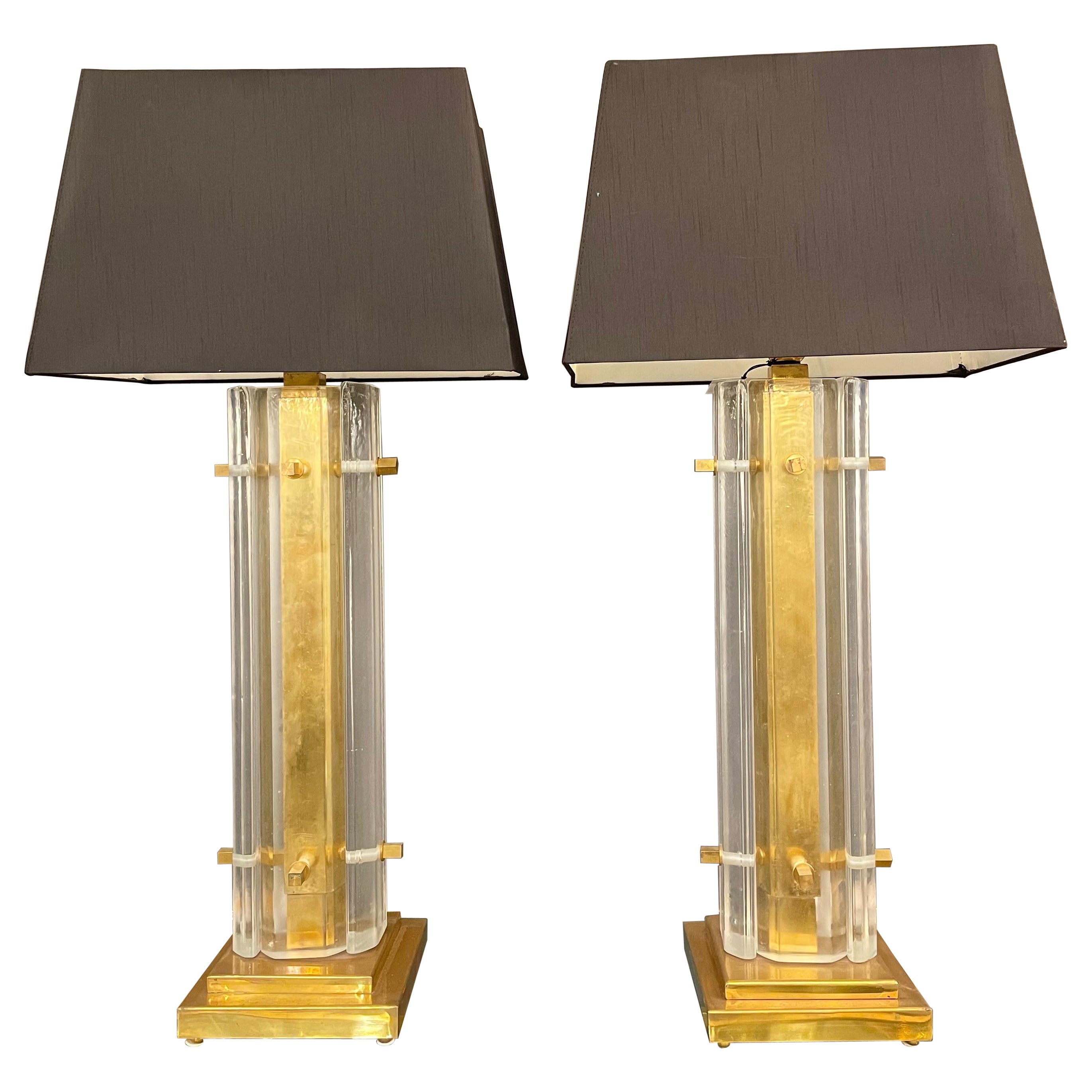 Pair of Italian White Murano Glass Table Lamps, circa 1980 For Sale