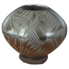 Vintage Mata Ortiz Geometric Blackware Vase by Oscar Quezada