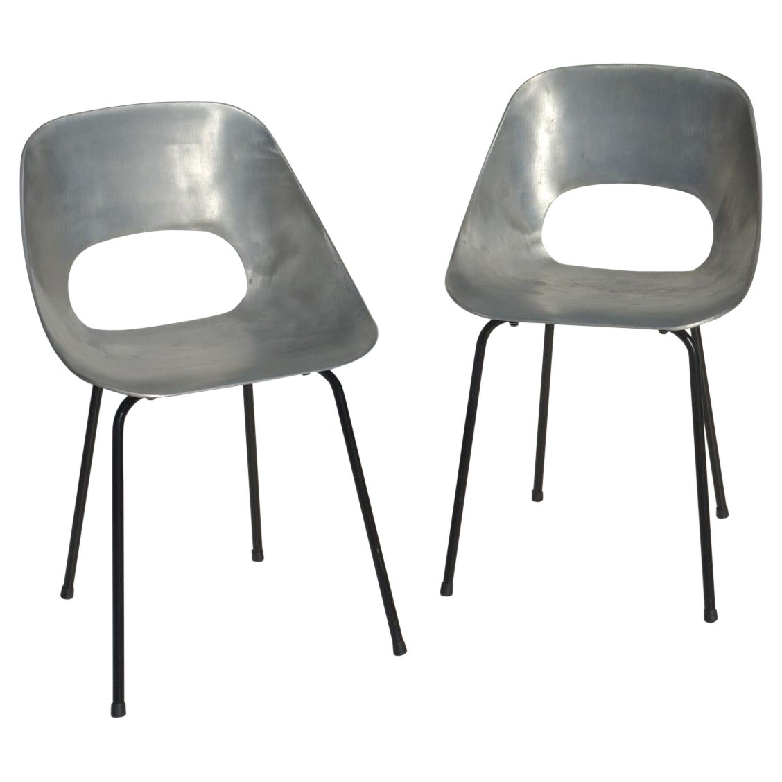 "Tulipe" Tonneu Pierre Guariche Design Aluminum Chairs Set of 2