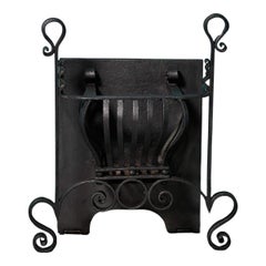 Antique grille de cheminée Arts & Crafts en fer forgé