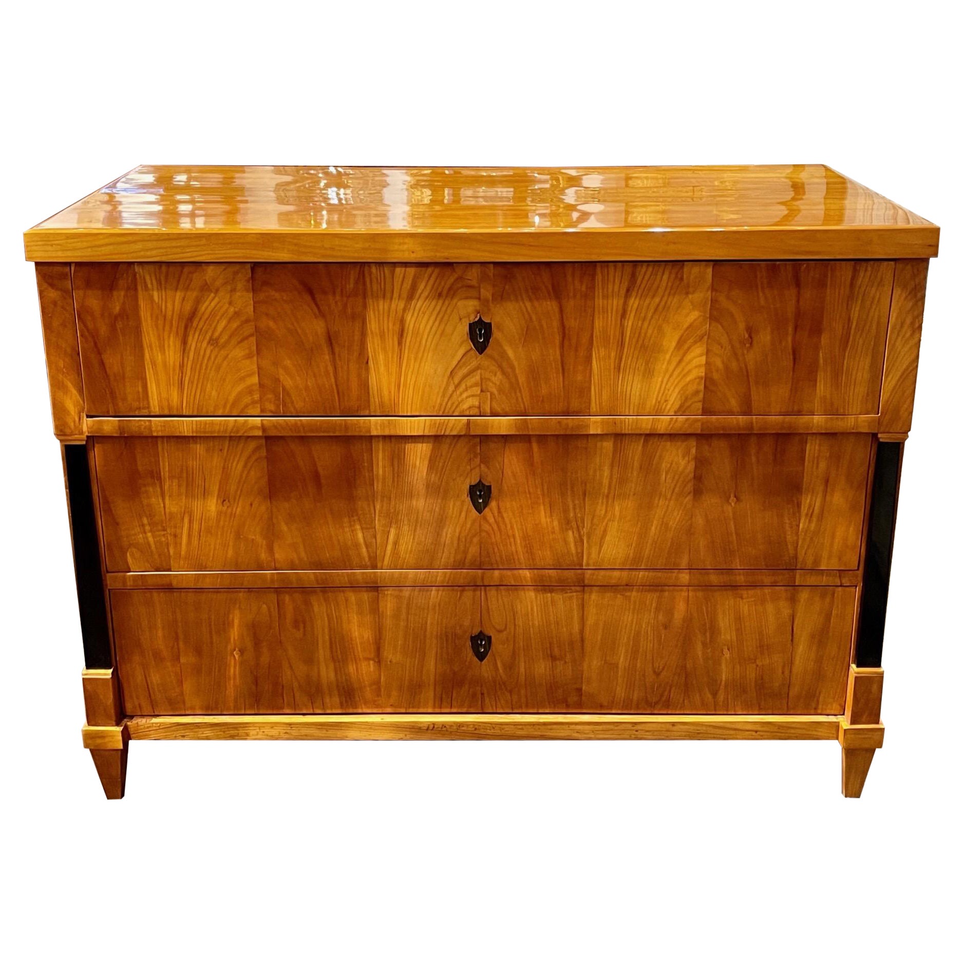 Austrian Biedermeier Walnut Commode