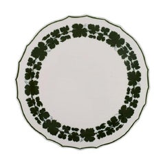 Large Meissen Green Ivy Vine Leaf Tray in Hand-Painted Porcelain