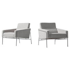 Arne Jacobsen 3300 Lounge Chairs Fritz Hansen 1956
