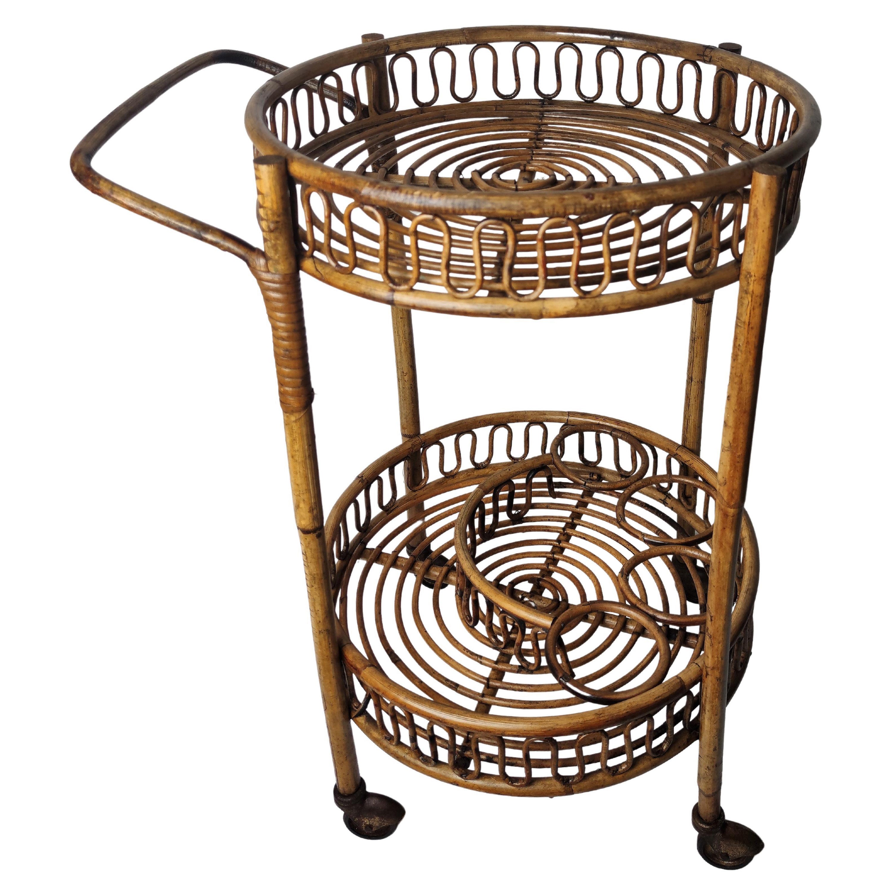 1960s Italian Bamboo Rattan Bohemian French Riviera Round Serving Bar Cart For Sale