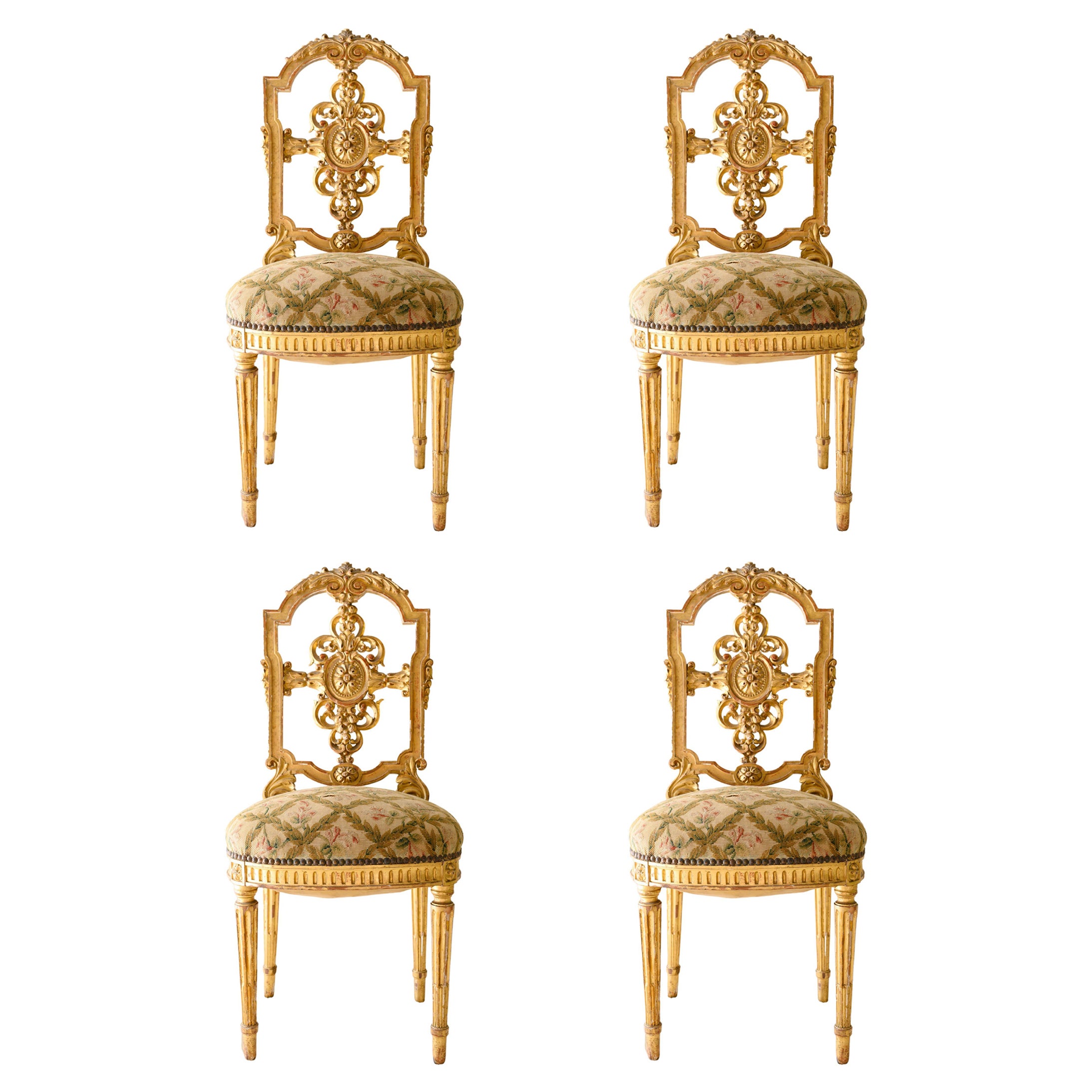 Chaises Louis XVI en bois pailleté de bois de style Versailles, lot de 4 en vente