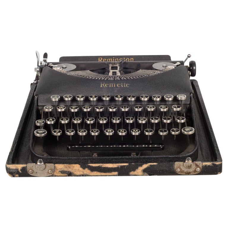 Antique Royal Magic Margin Typewriter c. 1938