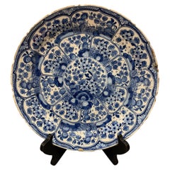 Plato de Delft pintado a mano del siglo XVIII-XIX