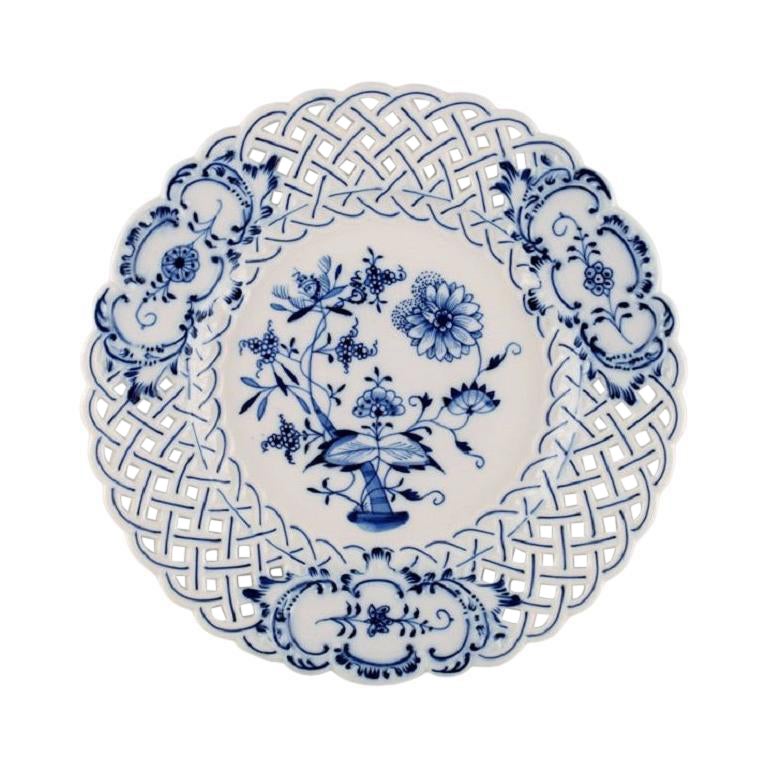 Stadt Meissen Blue Onion Pattern, Openwork Dinner Plate, Mid-20th Century