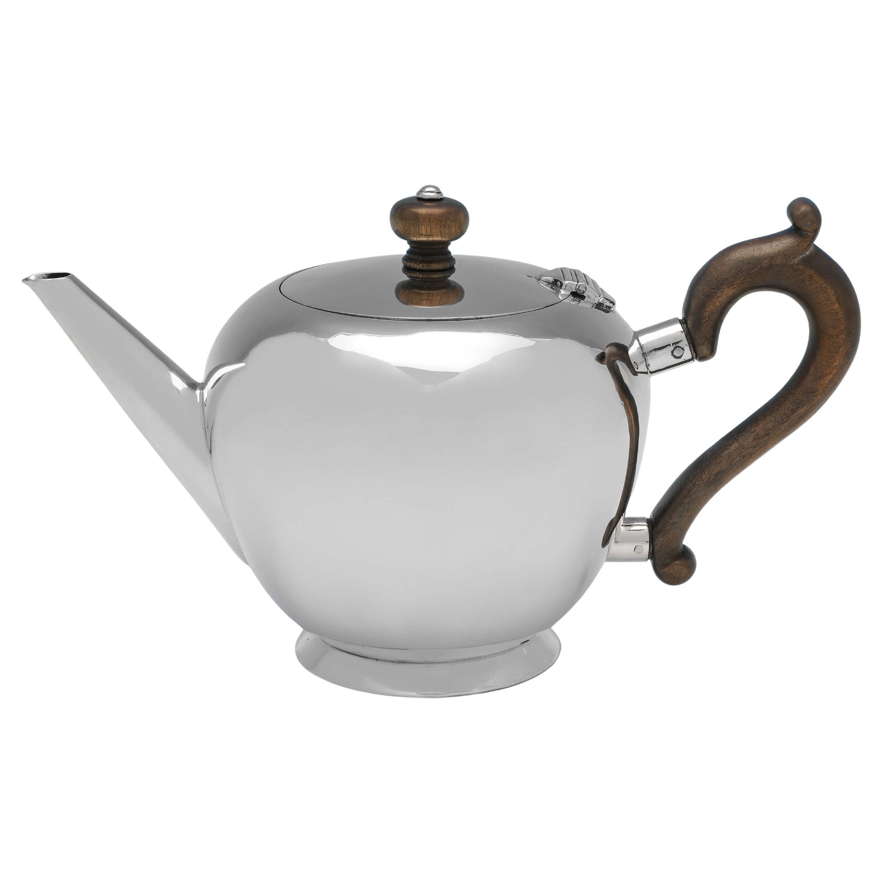 Handsome Sterling Silver Teapot, 'Bullet Shape', London, 1931