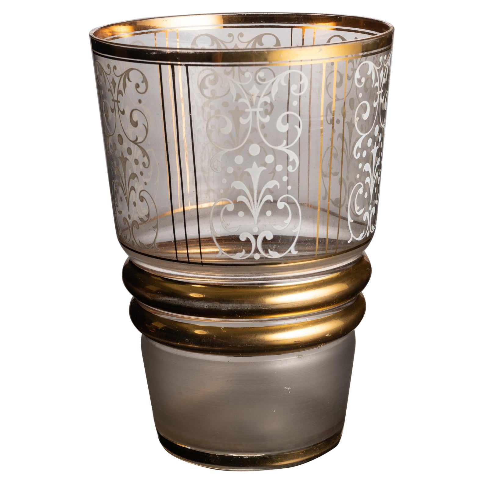 Glass Vase For Sale at 1stDibs