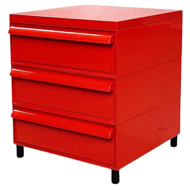 Italian Mid-Century Red Chest of Drawers Mod.4602 by Fussell for Kartell, 1970s For Sale