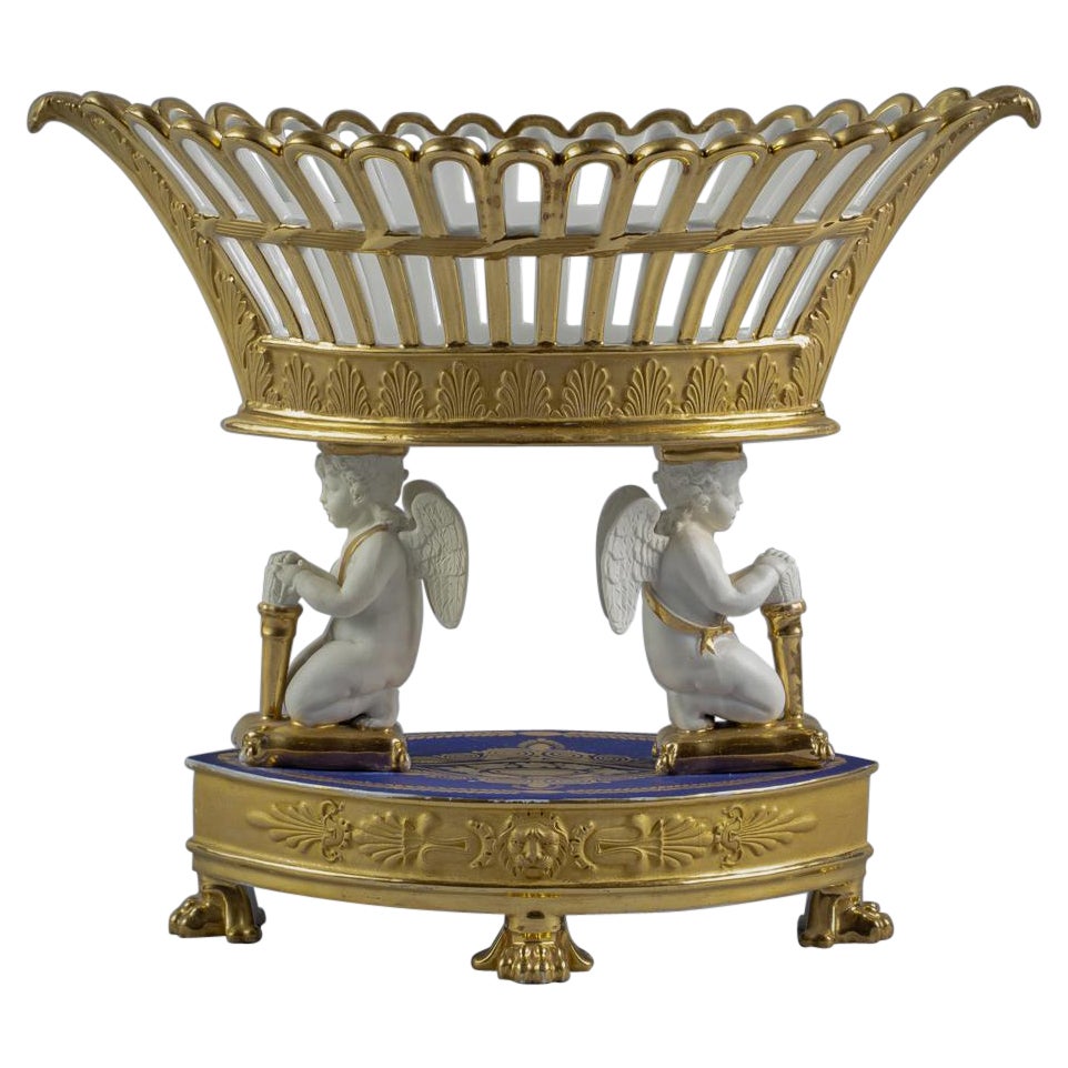 Centre de table ajouré en porcelaine de Paris, vers 1830