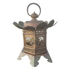 Japanese Tall Antique Lotus Purity Flower Lighting Lantern, 18 Inches
