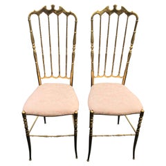 Paire de chaises hautes Chiavari en laiton