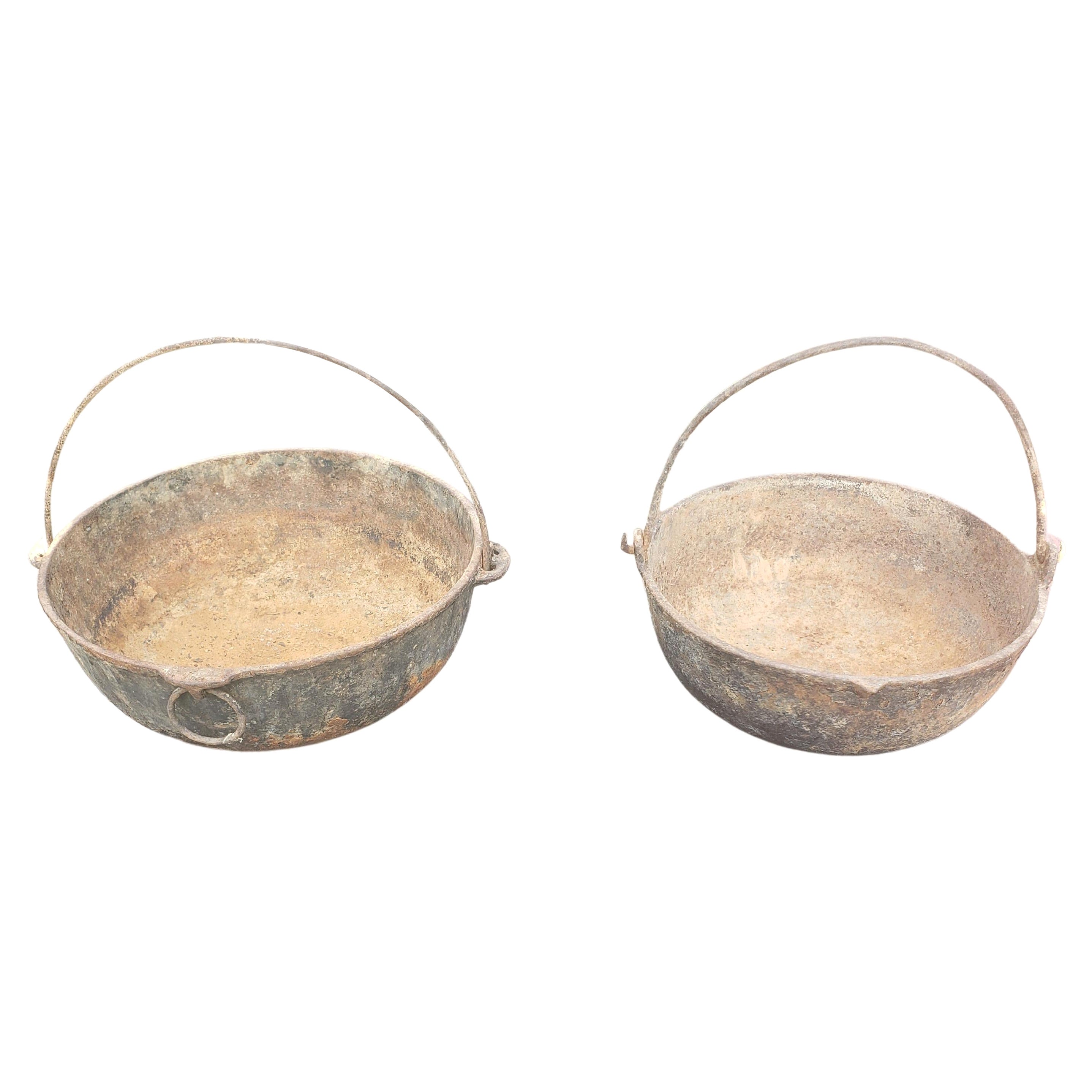 Vintage Hanging Kettles with Wonderful Rustic Patina circa 1900s, a Pair For Sale