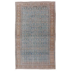 Tapis persan ancien Bidjar avec motif sur toute sa surface en bleu clair et orange