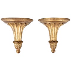 Paire de supports muraux en bois doré de style néoclassique italien du milieu du 20e siècle