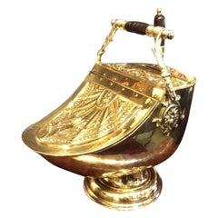 Quality Antique Brass Coal Scuttle Complete with Original Shovel
