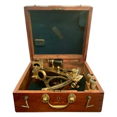 Ancien sextant anglais « John Parkes & Sons » en acajou dans une boîte ajustée, vers 1910