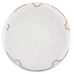 Plate Centerpiece Tray Wall Dish Majolica Decorated White Lace Gold Glided