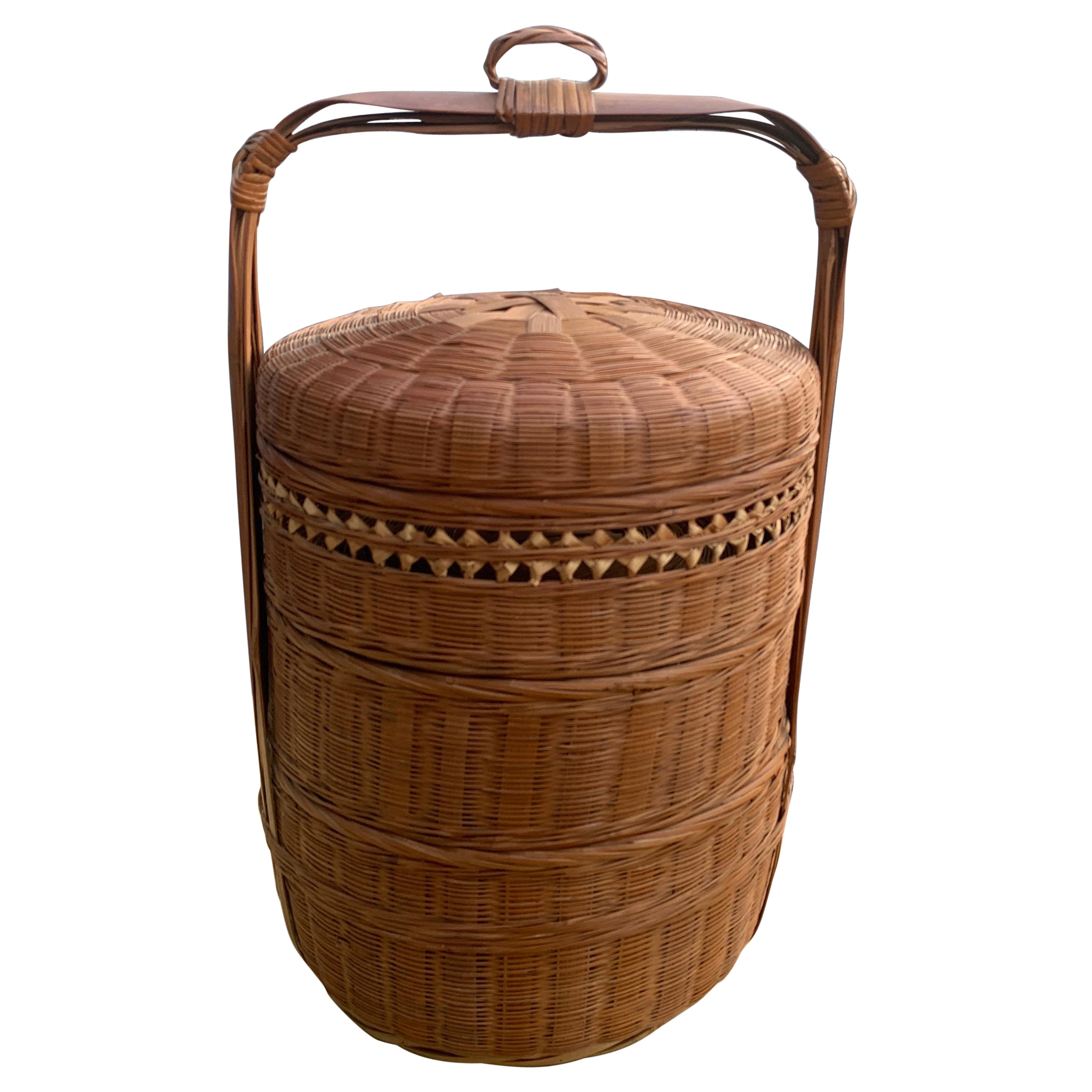 Vintage Philippines Wedding Basket, 4 Pieces For Sale