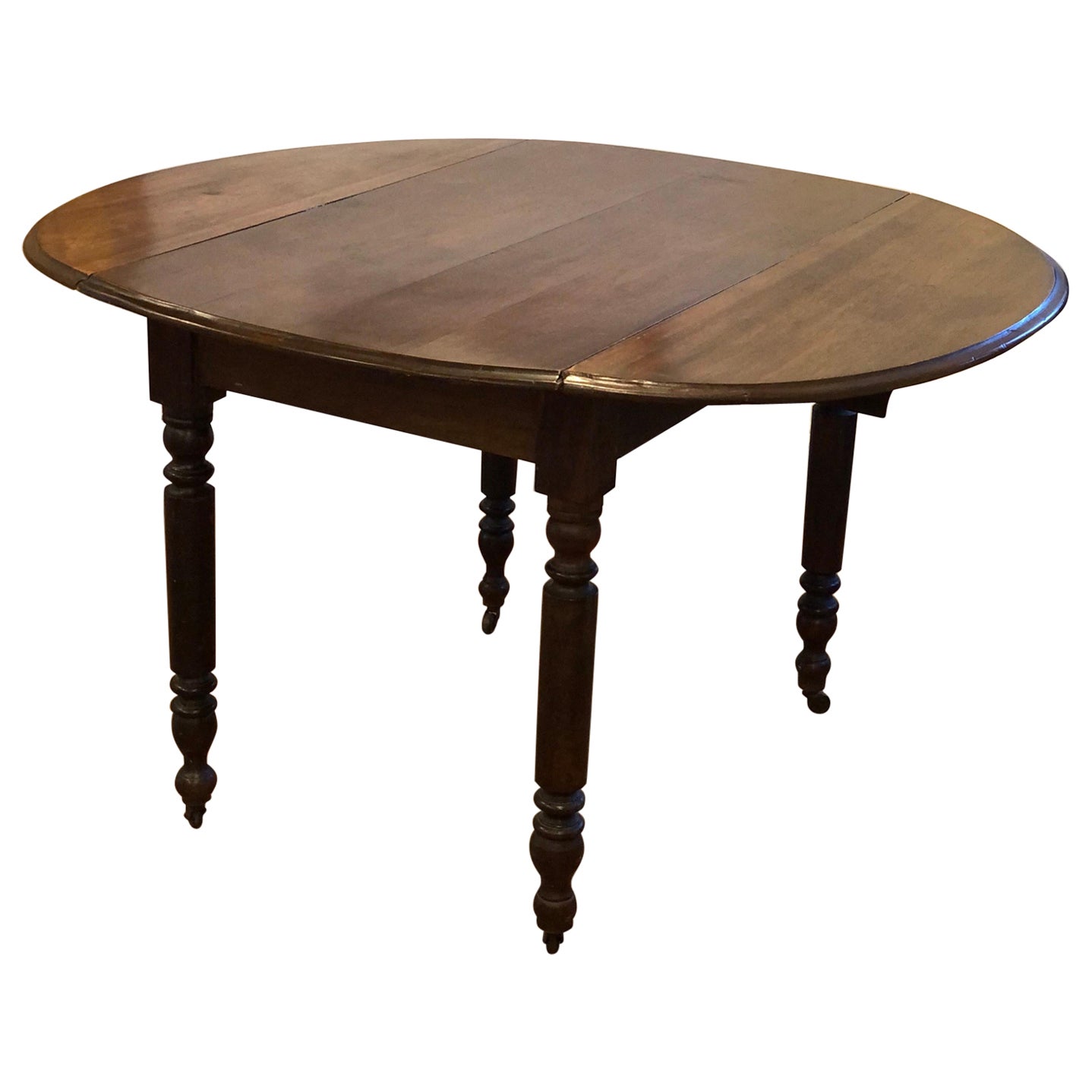 19th C. English Walnut Drop Leaf Table with Oval Top For Sale