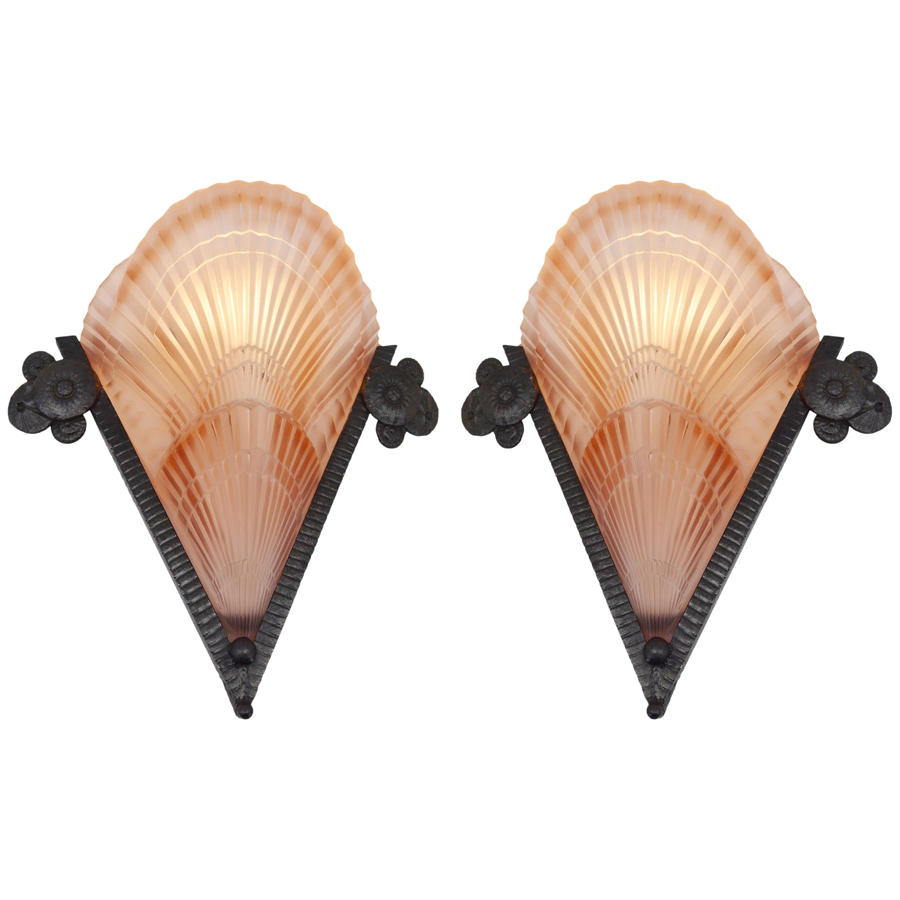 Noverdy & Marcel Vasseur French Art Deco Pair of Wall Sconces, 1925