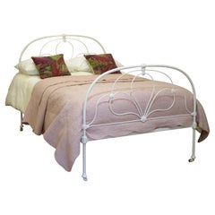 Double Cast Iron Antique Bed in White MD114