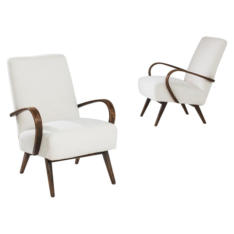 1950s Bentwood Armchairs by Jindrich Halabala, a Pair For Sale