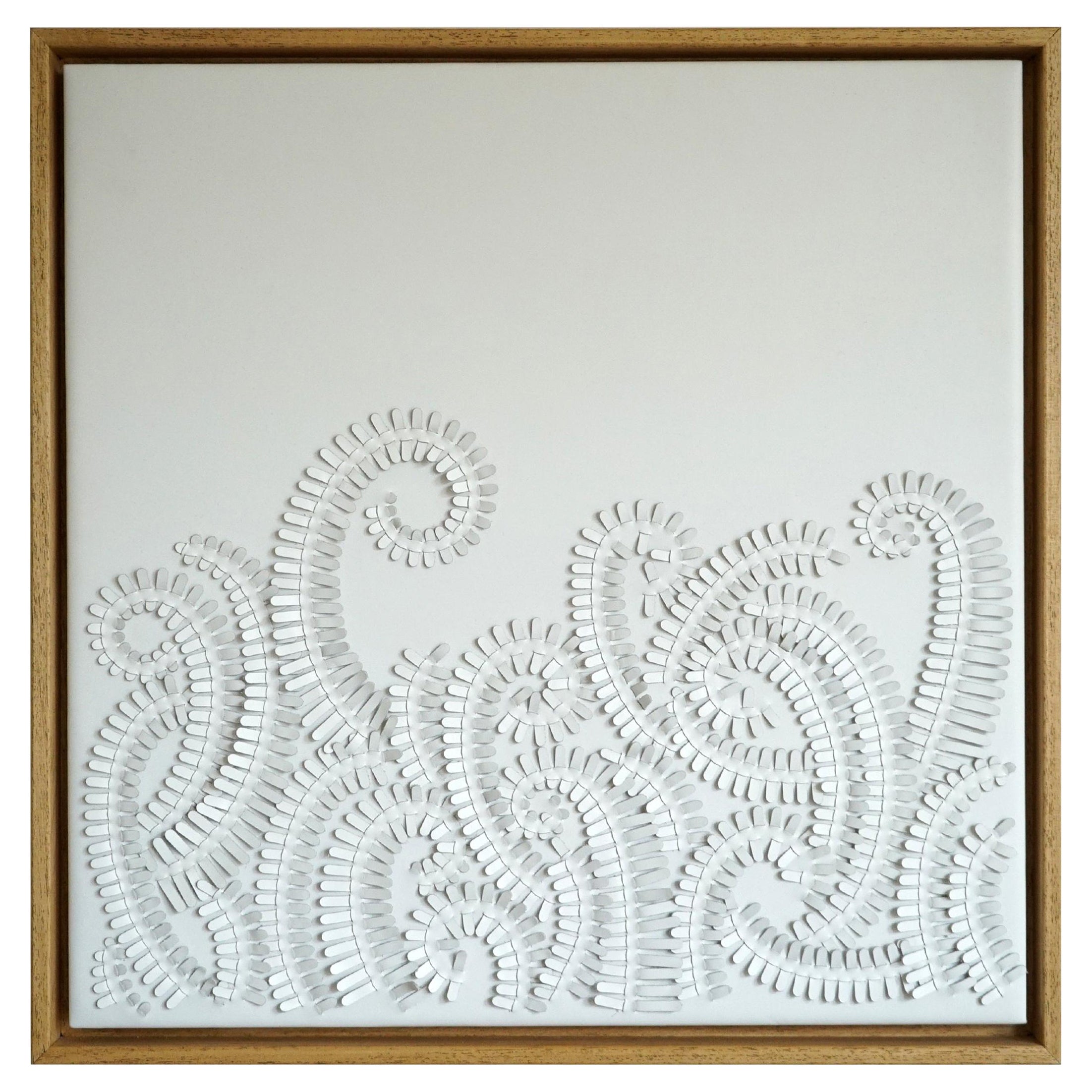 Une pièce d'art mural sculptural en cuir blanc en 3D - Fern