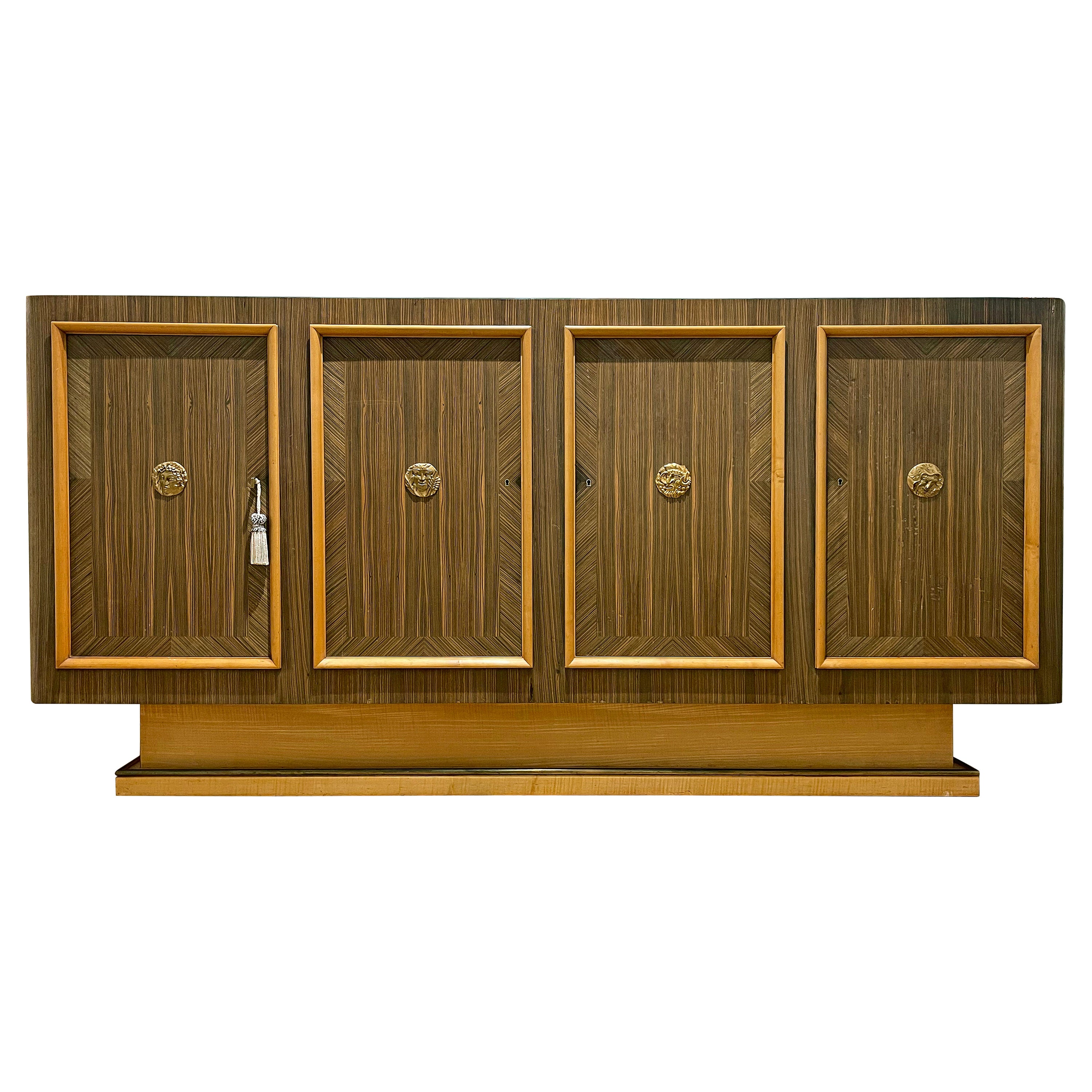 Enfilade/Buffet Art Déco « Four Seasons » avec montures en bronze doré, France, années 1940